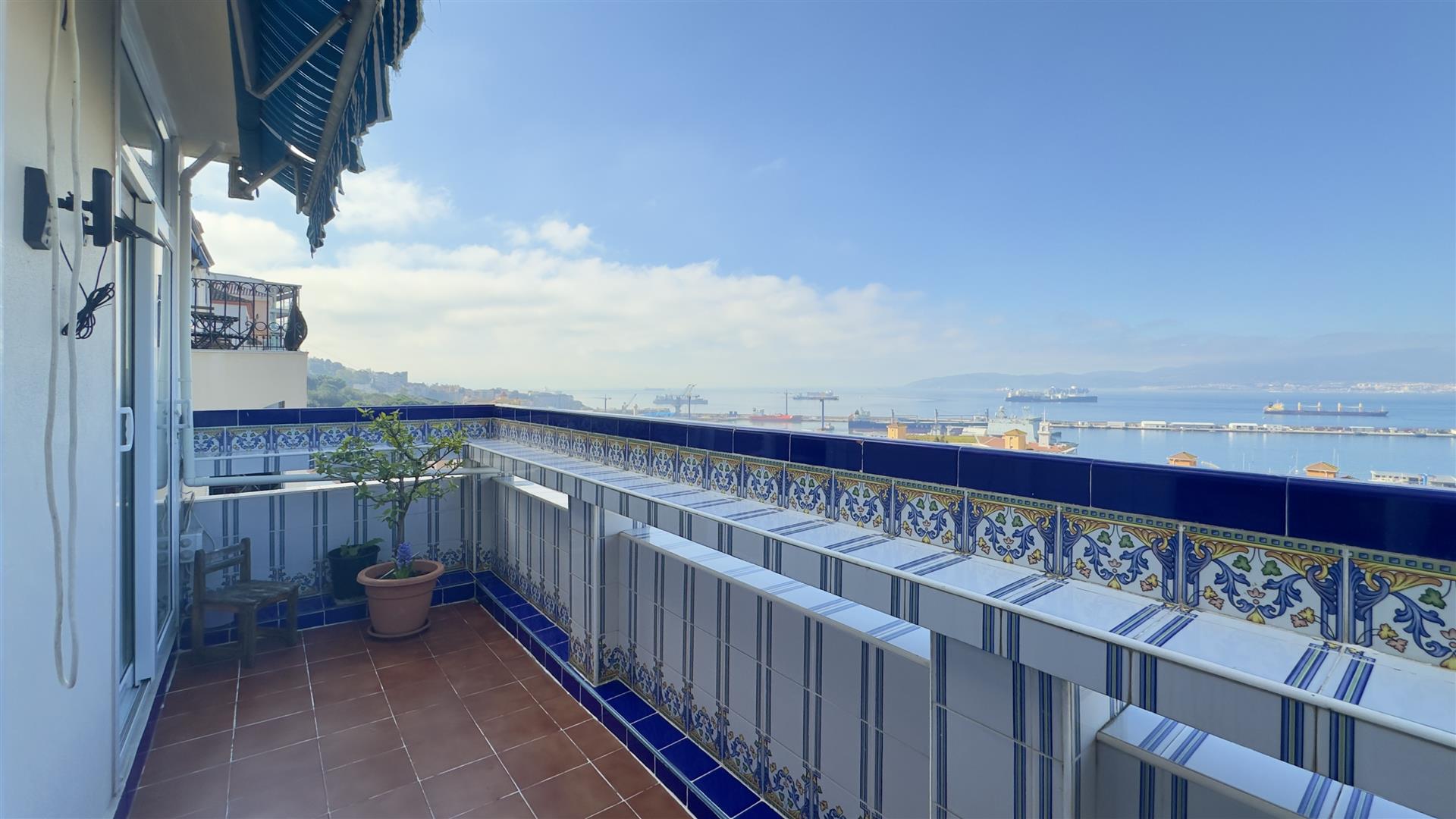 Image of Apartment - 2 Bedrooms - 1 Bathrooms for Sale in Gardiner's Road-Gibraltar, Image 5